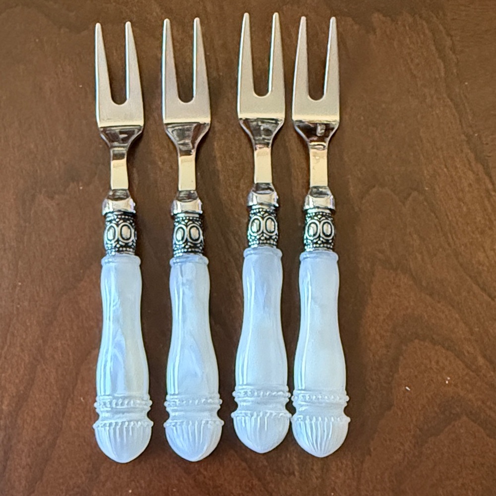 Elegant SLAH Southern Living At Home Silver and White Appetizer Fork Set of 4